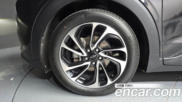 Chevrolet Bolt EUV Premier 2023 — фото 5