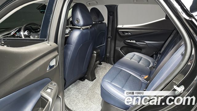 Chevrolet Bolt EUV Premier 2023 — фото 15