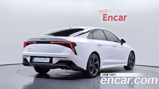 Kia K5 (III) 1.6 Turbo Signature 2024 — фото 2