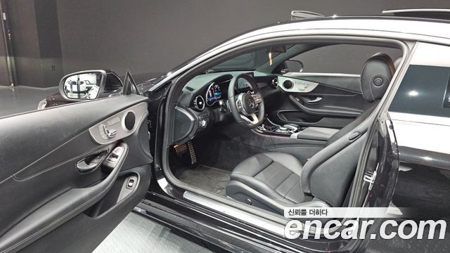 Mercedes-Benz C-Class (W205) C200 Coupe 2020 — фото 10