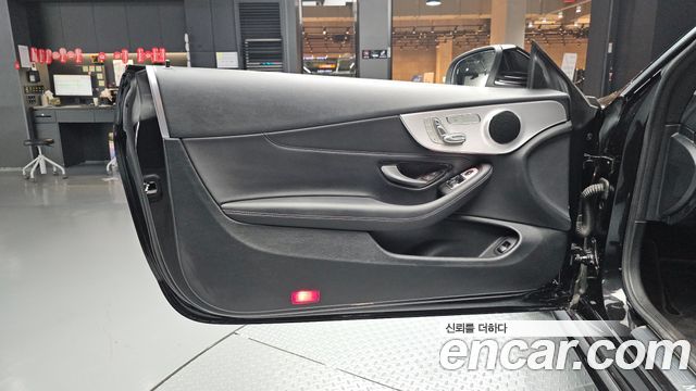 Mercedes-Benz C-Class (W205) C200 Coupe 2020 — фото 30
