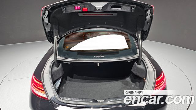 Mercedes-Benz C-Class (W205) C200 Coupe 2020 — фото 38