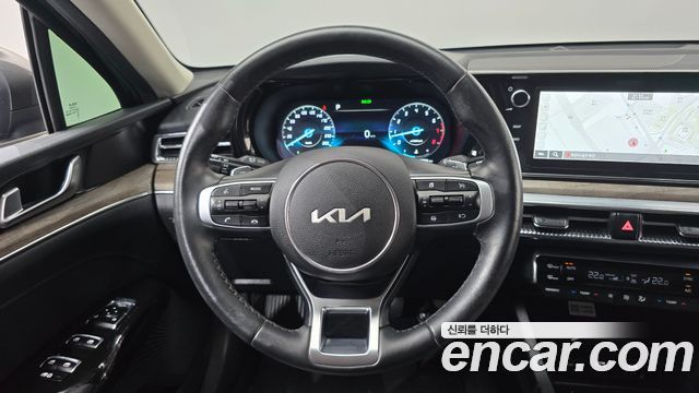 Kia K5 (III) 2.0 Noblesse 2022 — фото 17