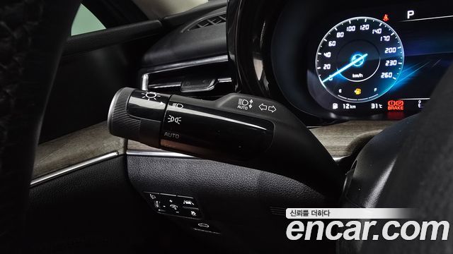 Kia K5 (III) 2.0 Noblesse 2022 — фото 22