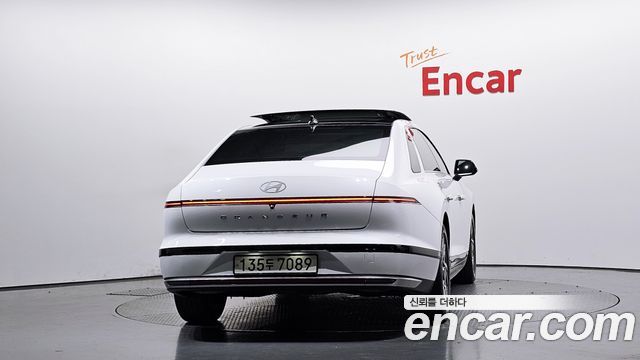Hyundai Grandeur (GN7) 3.5 LPG 2WD Premium 2023 — фото 4
