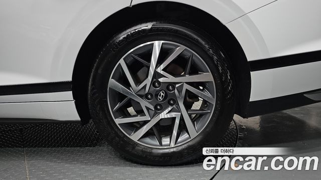 Hyundai Grandeur (GN7) 3.5 LPG 2WD Premium 2023 — фото 21
