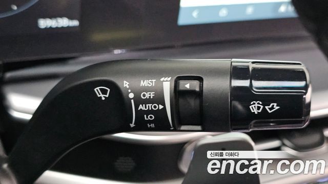 Hyundai Grandeur (GN7) 3.5 LPG 2WD Premium 2023 — фото 32
