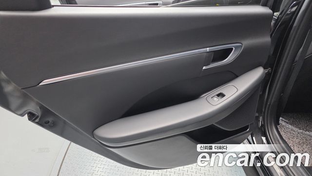 Hyundai Sonata (DN8) 2.0 Premium 2020 — фото 25