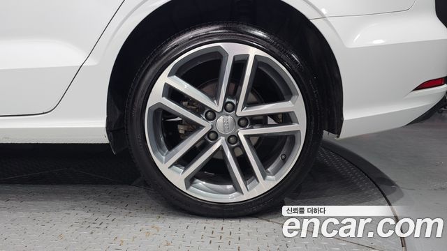 Audi A3 40 TFSI 8V 2020 — фото 21