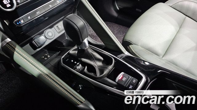 Renault Korea QM6 2.0 GDe RE 2WD 2024 — фото 9