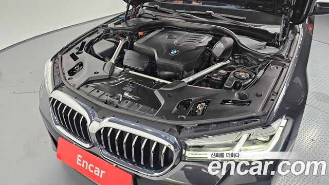 BMW 5 Series (G30) 520i M Sport 2021 — фото 6