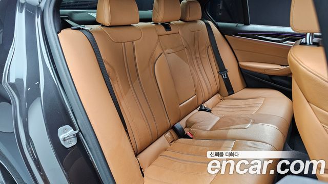 BMW 5 Series (G30) 520i M Sport 2021 — фото 11