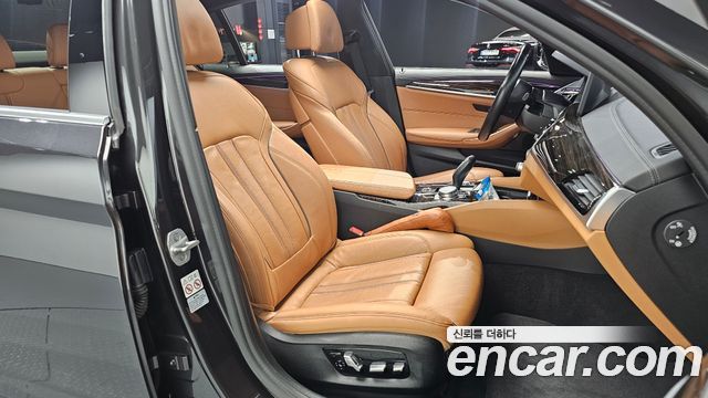 BMW 5 Series (G30) 520i M Sport 2021 — фото 26