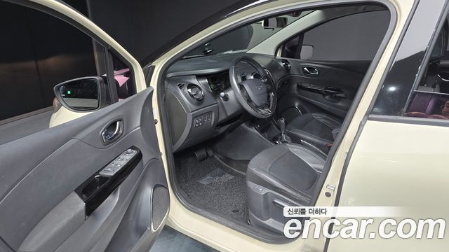 Renault Korea QM3 RE 2016 — фото 10