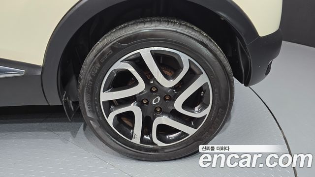 Renault Korea QM3 RE 2016 — фото 21