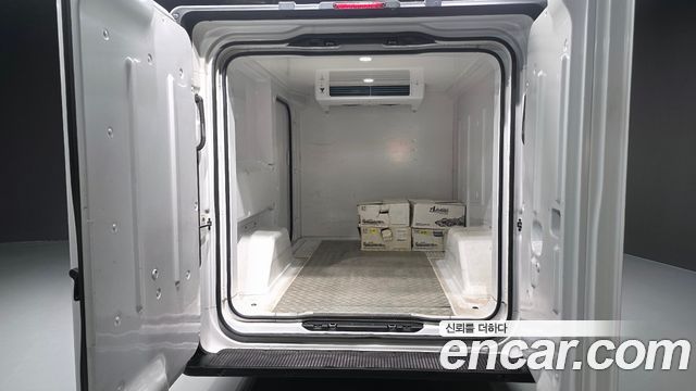 Hyundai ST1 Cargo Freezer Container Smart 2025 — фото 20