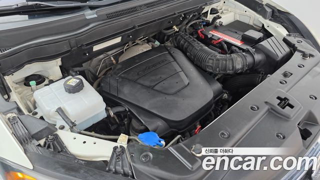 KG Mobility (SsangYong) Korando C 2.0 Advanture 60th Edition 2WD 2015 — фото 6