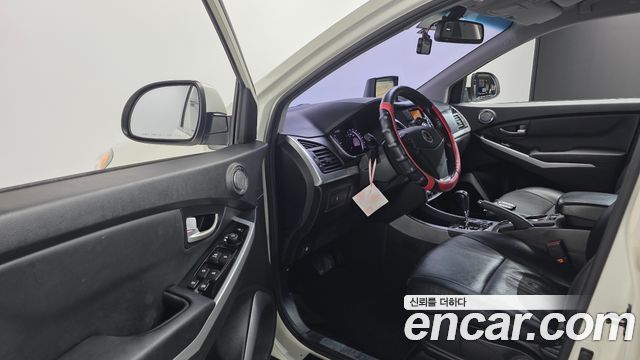 KG Mobility (SsangYong) Korando C 2.0 Advanture 60th Edition 2WD 2015 — фото 10