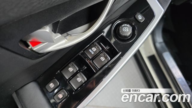 KG Mobility (SsangYong) Korando C 2.0 Advanture 60th Edition 2WD 2015 — фото 11