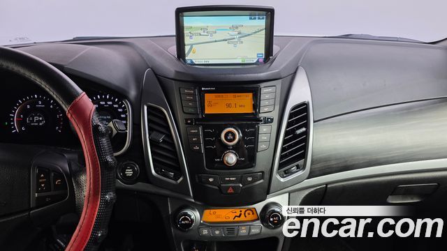 KG Mobility (SsangYong) Korando C 2.0 Advanture 60th Edition 2WD 2015 — фото 14