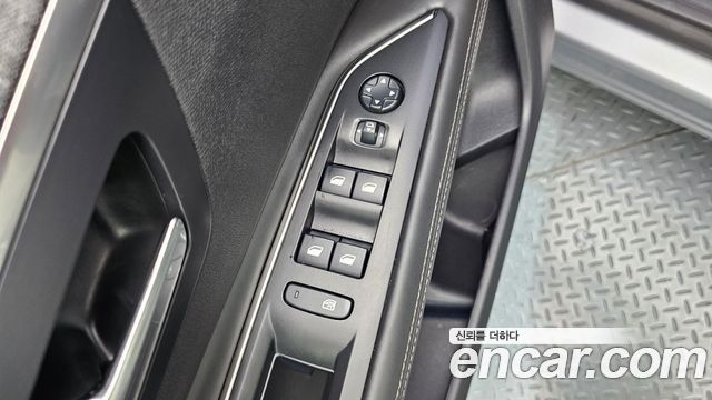 Peugeot 3008 (II) 1.6 BlueHDi Allure 2017 — фото 15