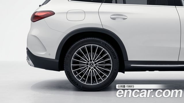 Mercedes-Benz GLC-Class (X254) GLC300 4MATIC AMG Line 2025 — фото 5