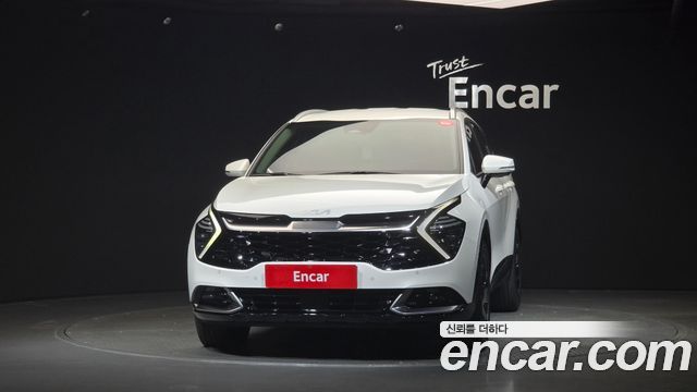 Kia Sportage (V) Diesel 2.0 2WD Nobleless 2023 — фото 3