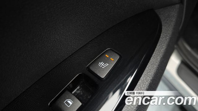 Kia Sportage (V) Diesel 2.0 2WD Nobleless 2023 — фото 18