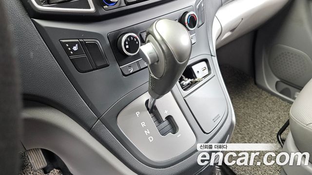 Hyundai Grand Starex Van 5-Seater Smart 2020 — фото 9