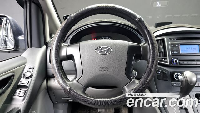 Hyundai Grand Starex Van 5-Seater Smart 2020 — фото 13
