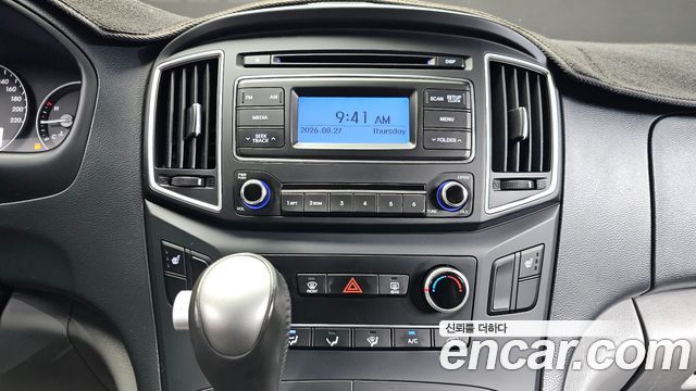 Hyundai Grand Starex Van 5-Seater Smart 2020 — фото 14