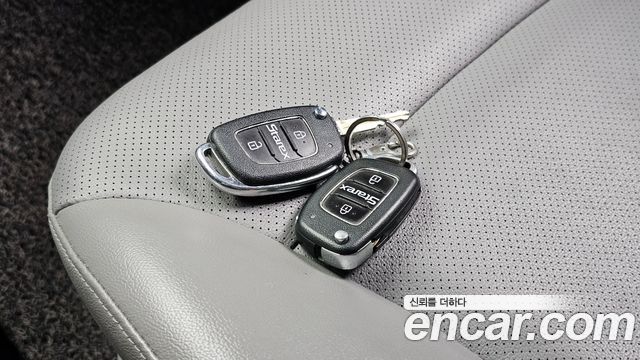 Hyundai Grand Starex Van 5-Seater Smart 2020 — фото 19
