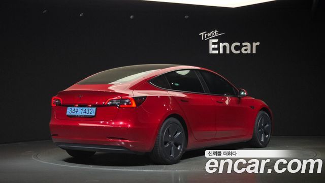 Tesla Model 3 Standard Range Plue RWD 2021 — фото 2