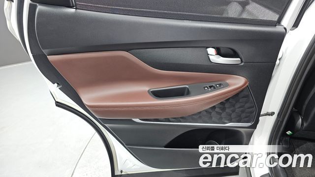 Hyundai Santa Fe (TM) Diesel 2.2 2WD Inspiraition 2019 — фото 25