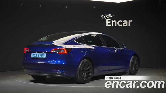 Tesla Model 3 Standard Range Plue RWD 2020 — фото 2