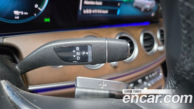 Mercedes-Benz E-Class (W213) E300e 4MATIC Exclusive 2021 — фото 9