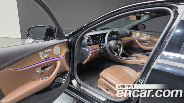 Mercedes-Benz E-Class (W213) E300e 4MATIC Exclusive 2021 — фото 10