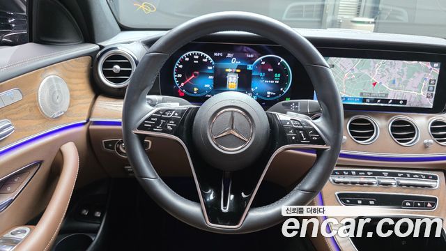 Mercedes-Benz E-Class (W213) E300e 4MATIC Exclusive 2021 — фото 12