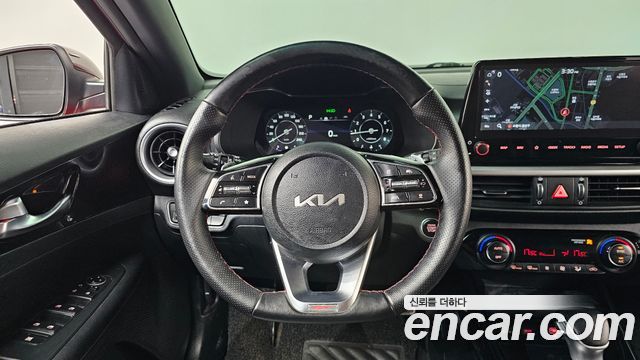Kia K3 (II) 1.6 Turbo GT 5Door Signature 2022 — фото 17
