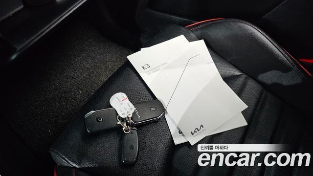 Kia K3 (II) 1.6 Turbo GT 5Door Signature 2022 — фото 20