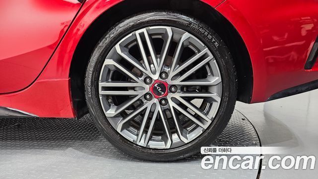 Kia K3 (II) 1.6 Turbo GT 5Door Signature 2022 — фото 27