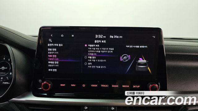 Kia K3 (II) 1.6 Turbo GT 5Door Signature 2022 — фото 40