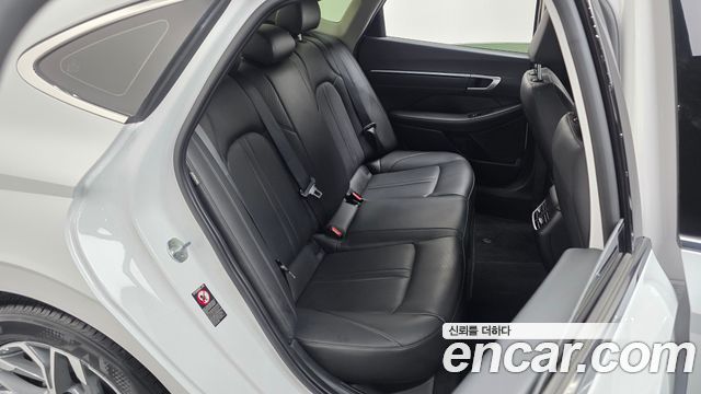 Hyundai Sonata (DN8) 2.0 Premium Plus 2022 — фото 11