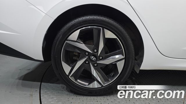 Hyundai Avante (CN7) 1.6 Inspiration 2023 — фото 5
