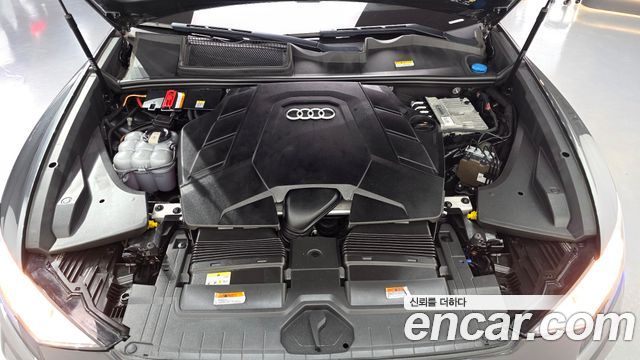 Audi Q8 (4M) 55 TFSI Quattro Premium 2021 — фото 6