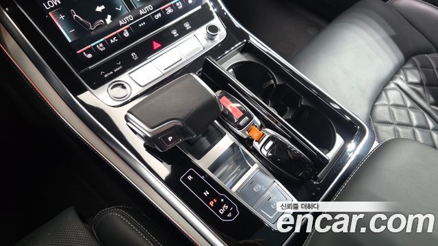 Audi Q8 (4M) 55 TFSI Quattro Premium 2021 — фото 9