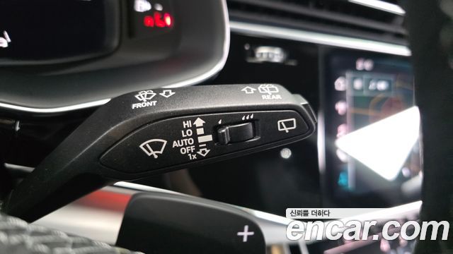 Audi Q8 (4M) 55 TFSI Quattro Premium 2021 — фото 19