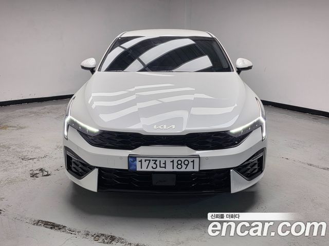 Kia K5 (III) 2.0 Noblesse 2027 — фото 3