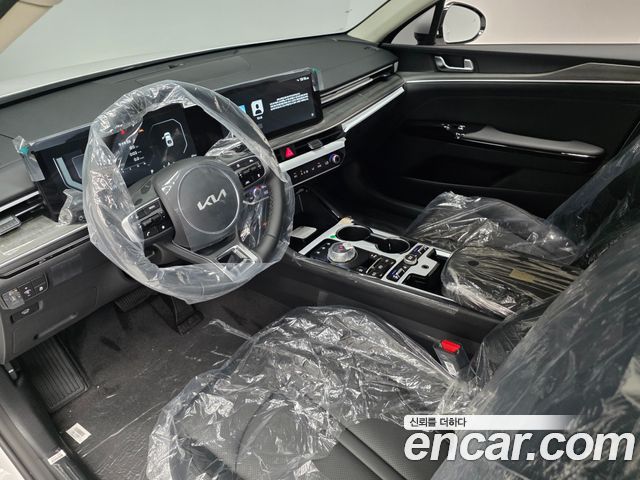 Kia K5 (III) 2.0 Noblesse 2027 — фото 9