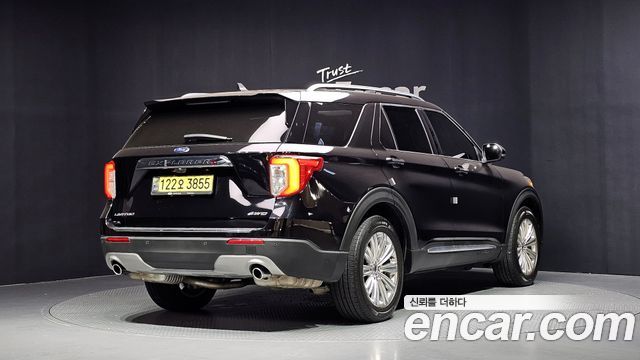 Ford Explorer (VI) 2.3 LimIted 4WD 2022 — фото 2